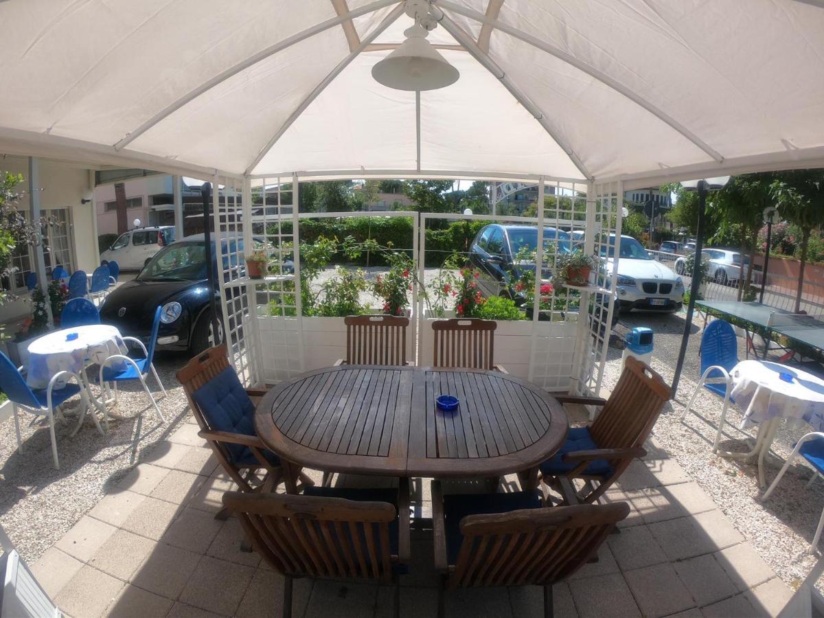 Couette-café Splendid Milano Marittima